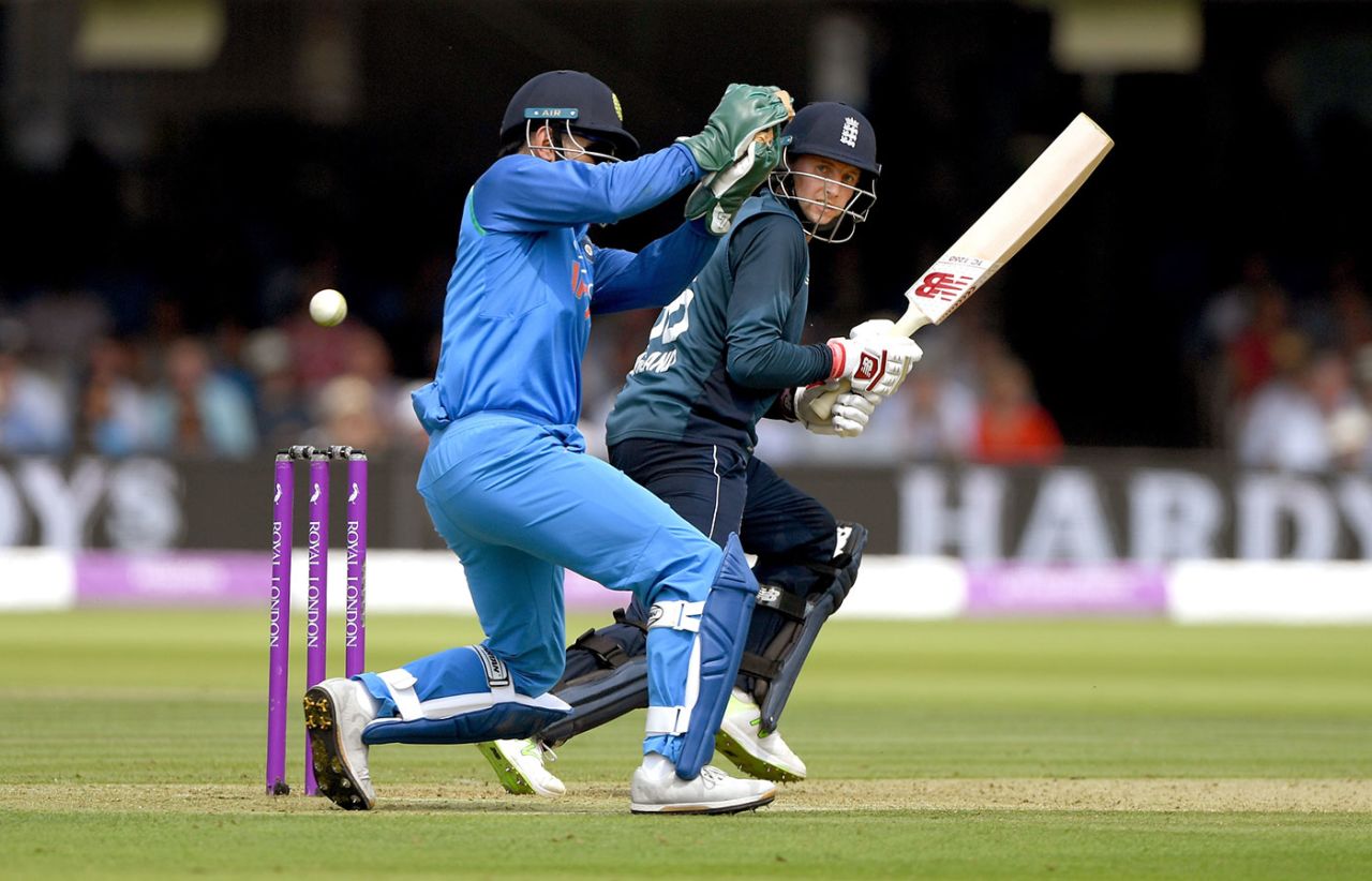 Joe Root paddles fine of MS Dhoni, England v India, 2nd ODI, Lord's, July 14, 2018