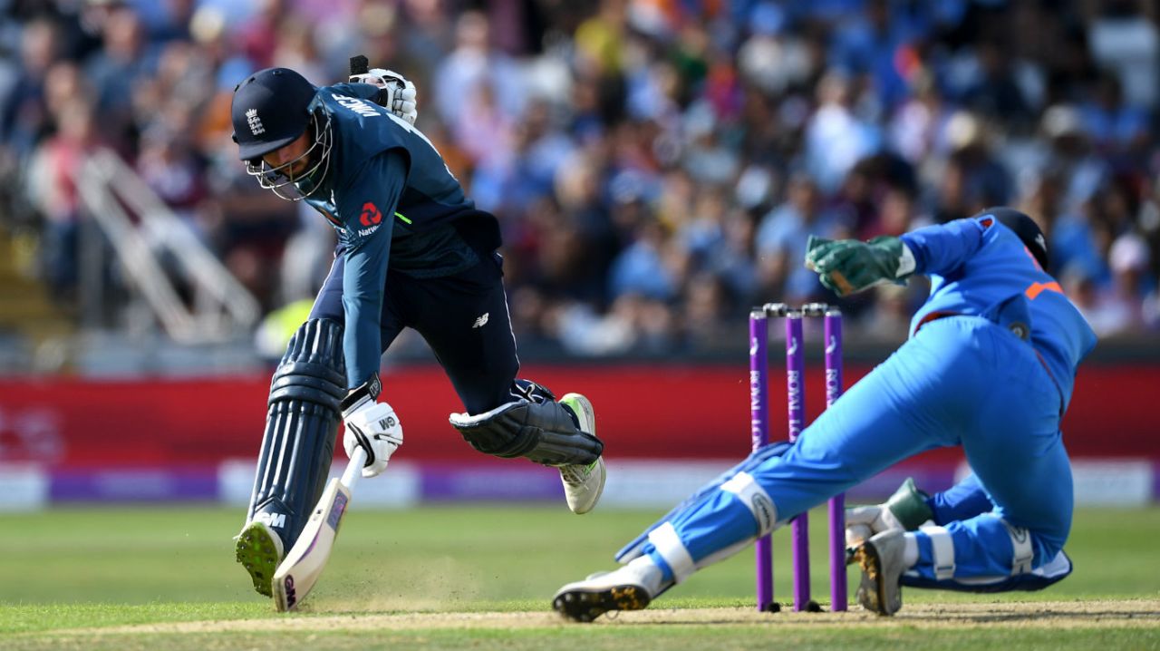 MS Dhoni brilliantly run out James Vince, England v India, 3rd ODI, Headingley, July 17, 2018