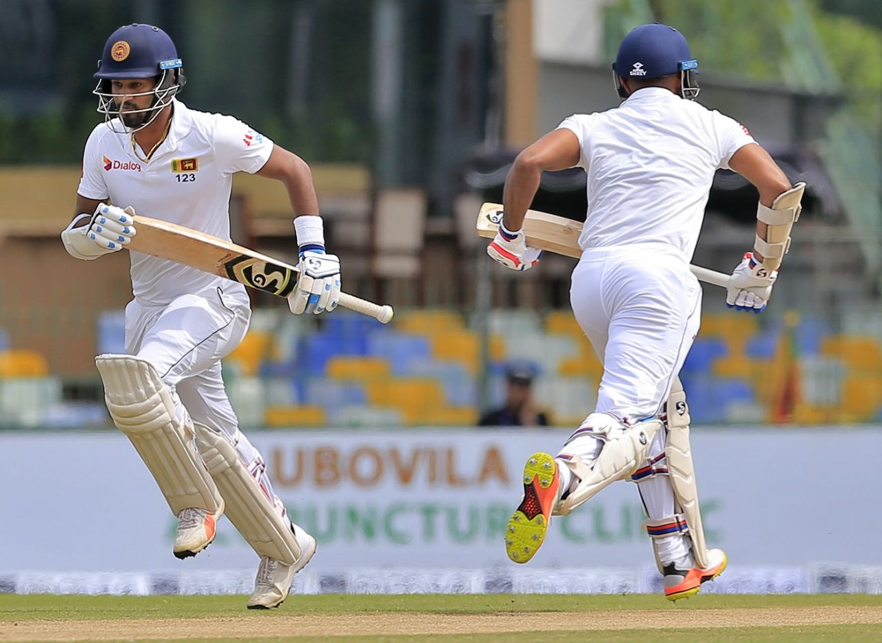 Dimuth Karunaratne and Danushka Gunathilaka run between the wickets, Sri Lanka v South Africa, 2nd Test, Colombo, 1st day, July 20, 2018