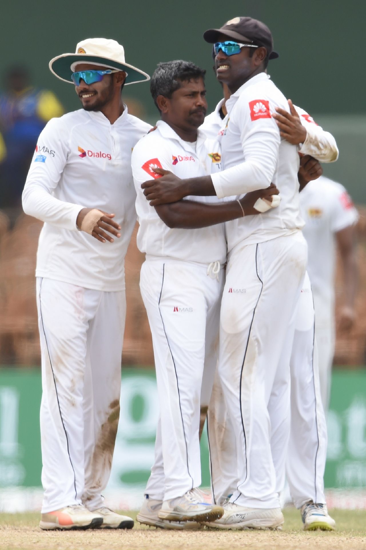 Rangana Herath celebrates a wicket with his team-mates, Sri Lanka v South Africa, 2nd Test, SSC, 4th day, July 23, 2018