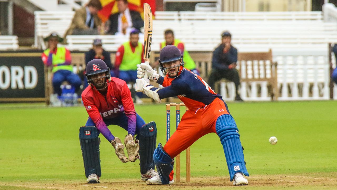 Michael Rippon winds up for a slog sweep, Nepal v Netherlands, MCC Tri-Series, Lord's, July 29, 2018 