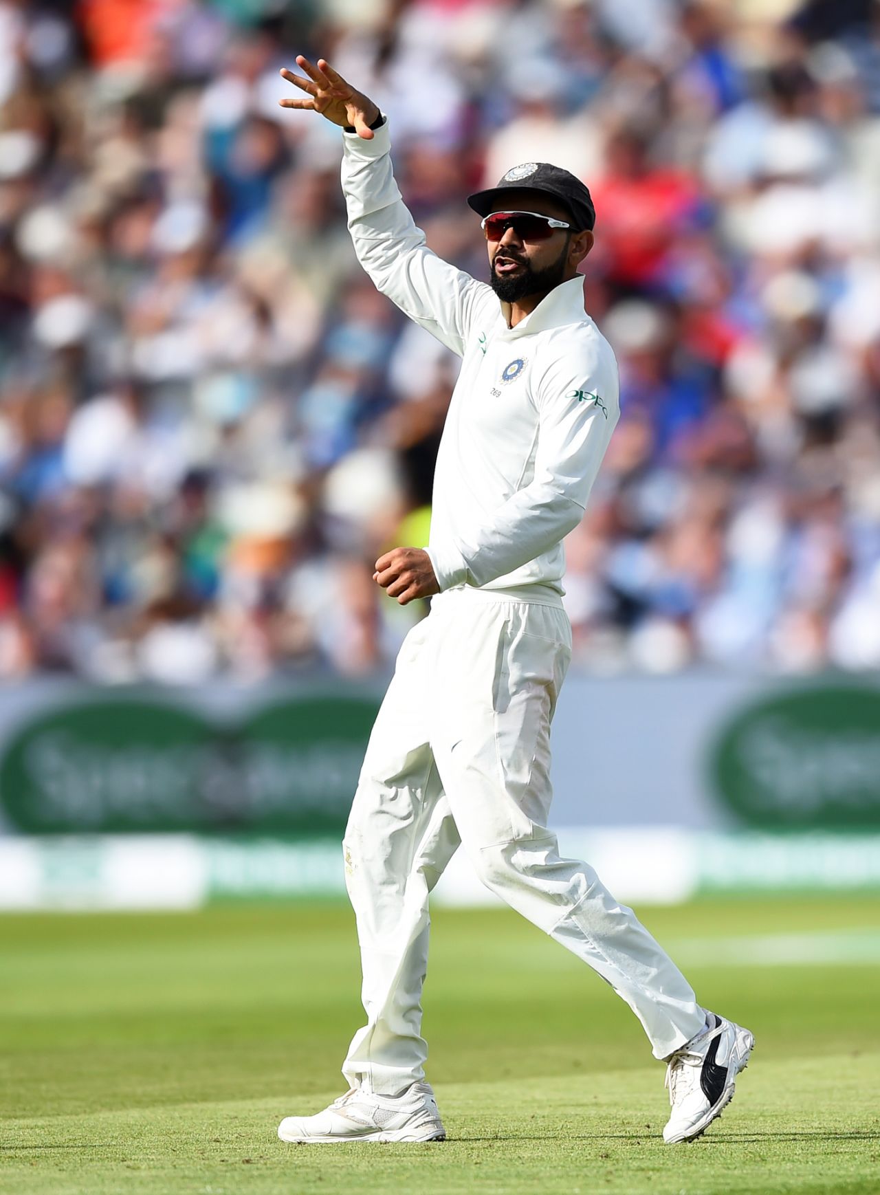 Virat Kohli drops the mic after running out Joe Root, England v India, 1st Test, 1st day, Edgbaston, 1 August, 2018