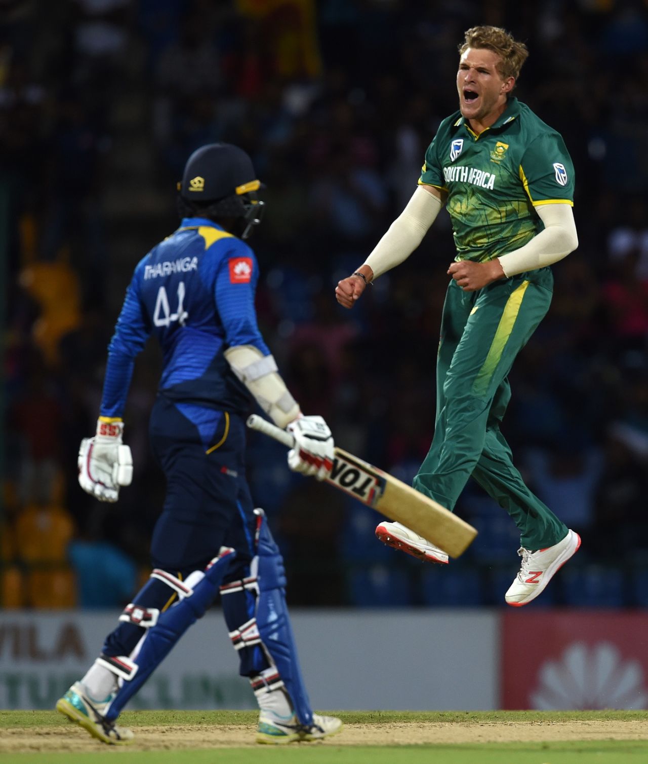Wiaan Mulder celebrates a wicket, Sri Lanka v South Africa, 4th ODI, Pallekele, August 8. 2018