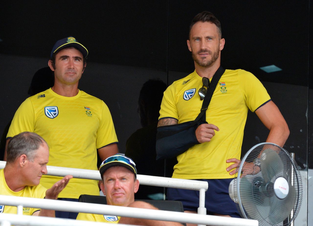 Faf du Plessis looks on from the pavilion, Sri Lanka v South Africa, 4th ODI, Pallekele, August 8, 2018