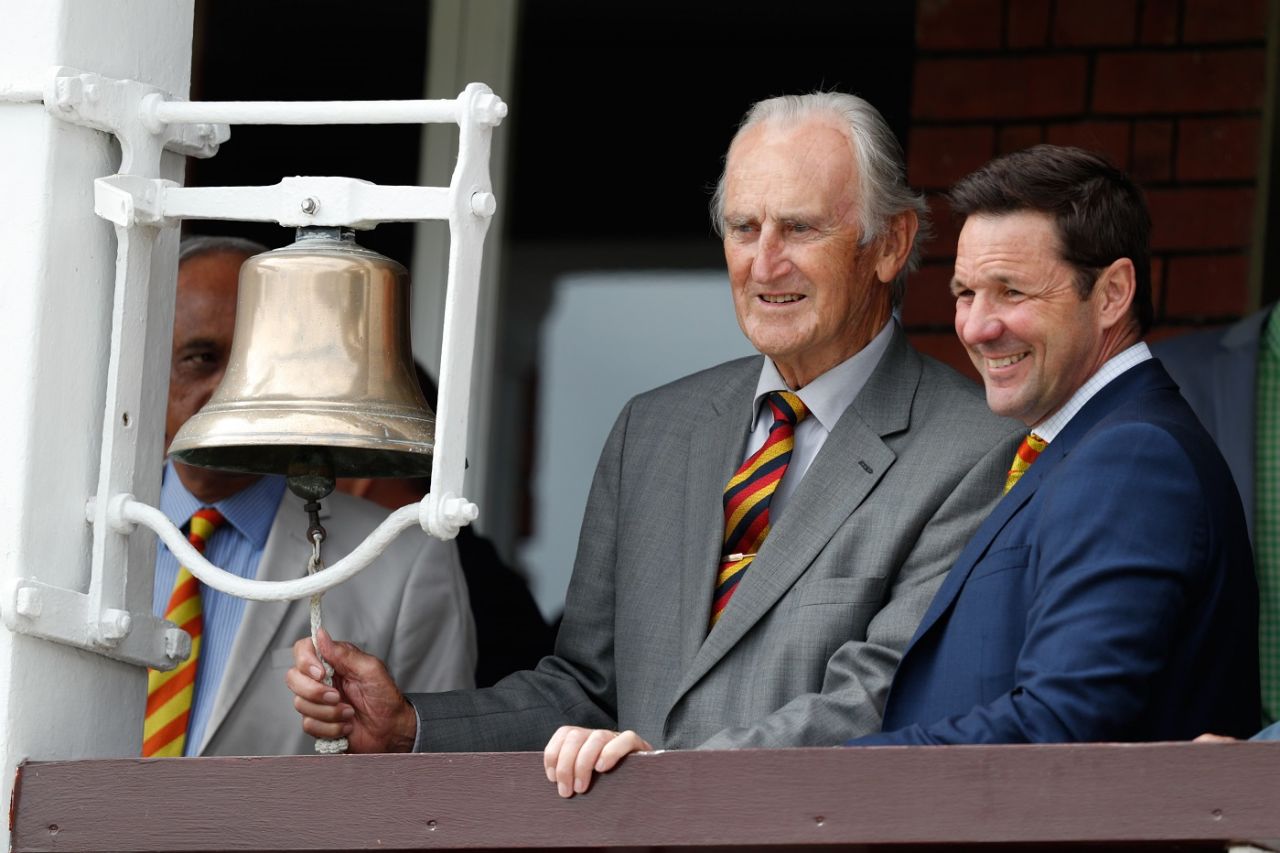 Ted Dexter rings the five-minute bell at Lord's, England v India, 2nd Test, Lord's, 2nd day, August 10, 2018