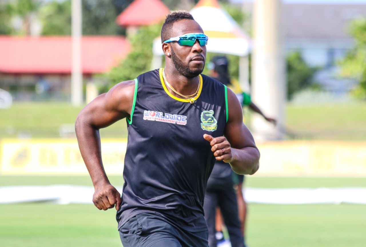 Andre Russell goes through his warm-up sprints during team training, Lauderhill, August 17, 2018