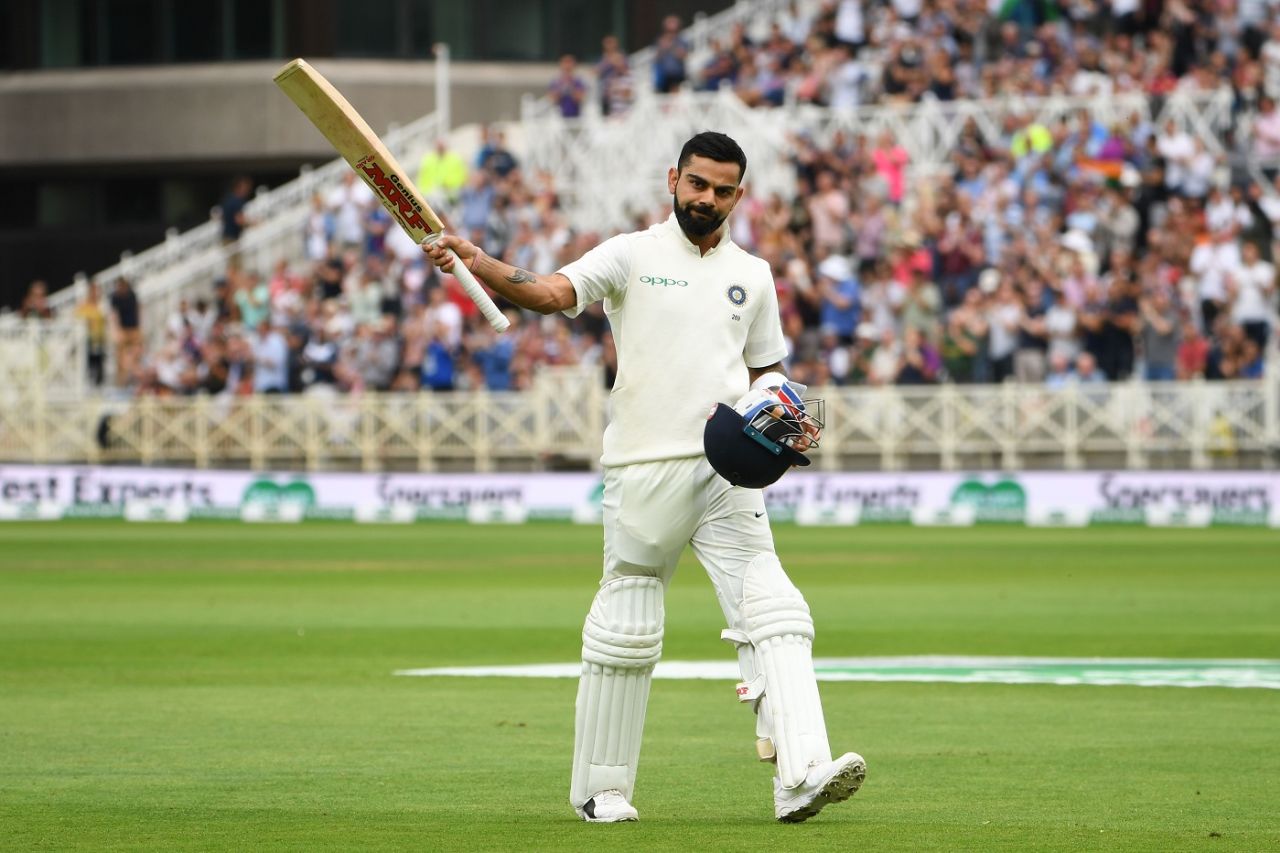 Virat Kohli walks off to a rousing reception, England v India, 3rd Test, Trent Bridge, 3rd day, August 20, 2018