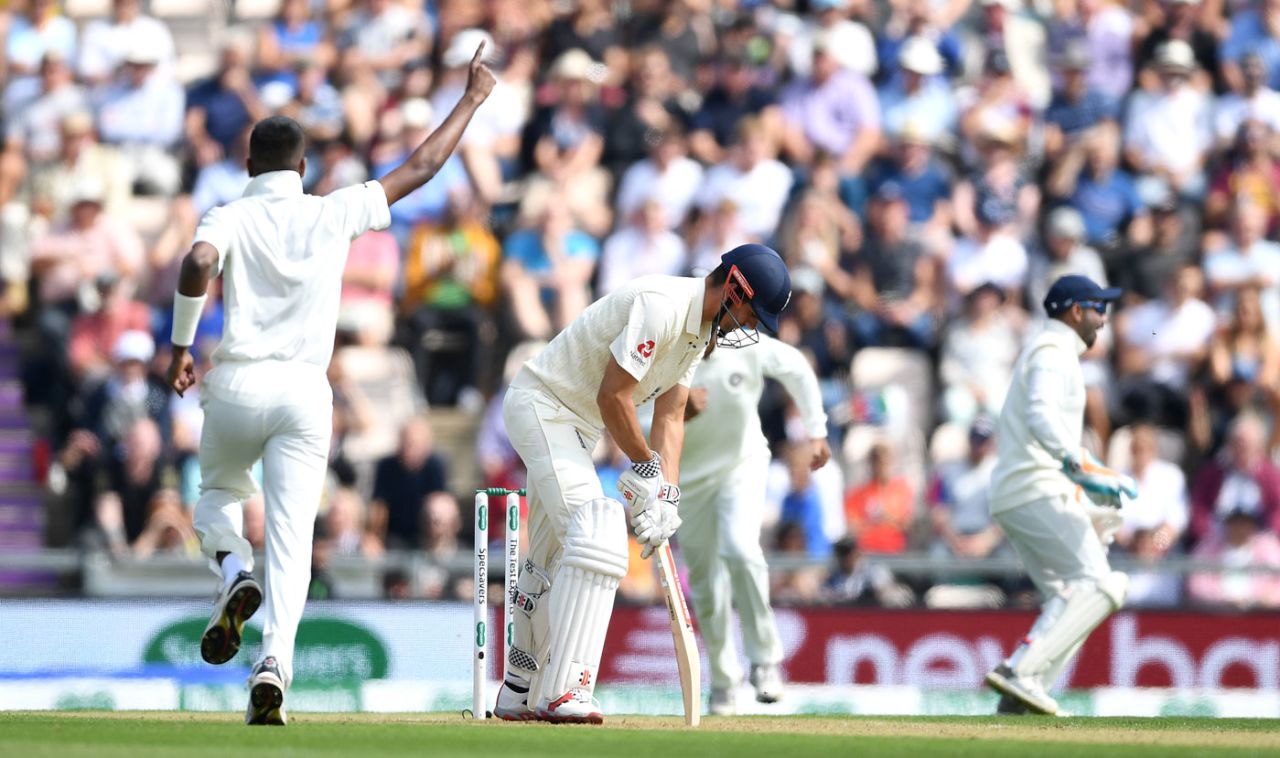 Alastair Cook fell playing a loose cut after 90 minutes of resistance, England v India, 4th Test, Ageas Bowl, 1st day, August 30, 2018