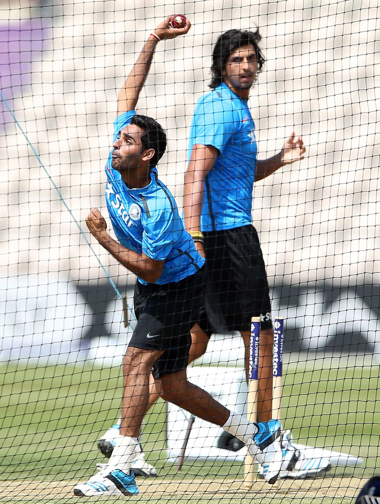 Ishant Sharma watches Bhuvneshwar Kumar bowl in the nets ahead of the Test, England v India, third Test, Southampton, July 26, 2014