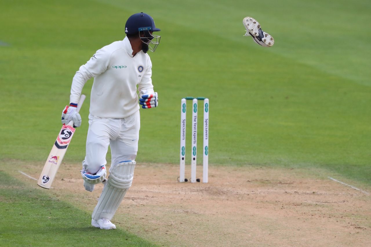 KL Rahul loses his shoe, England v India, 5th Test, The Oval, 2nd day, September 8, 2018