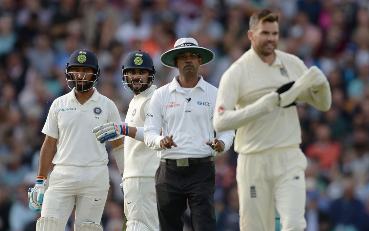 Kumar Dharmasena was not impressed by James Anderson's reaction, England v India, 5th Test, The Oval, 2nd day, September 8, 2018