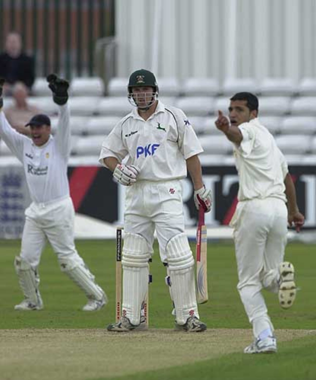Derbys v Notts, Frizzell County Championship, DIv 2 , County Ground Derby 20 July 2002