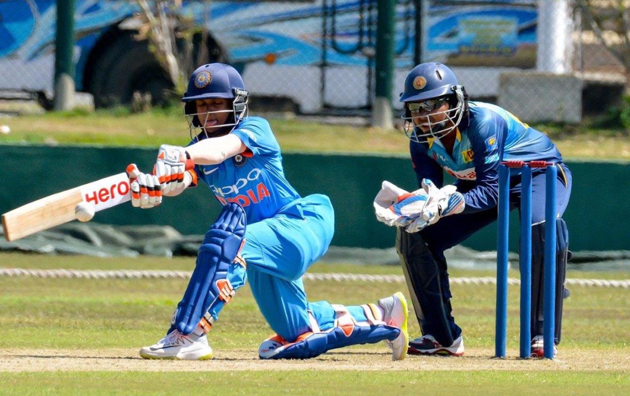Punam Raut attempts to sweep the ball, Sri Lanka v India, 1st women's ODI, Galle, September 11, 2018