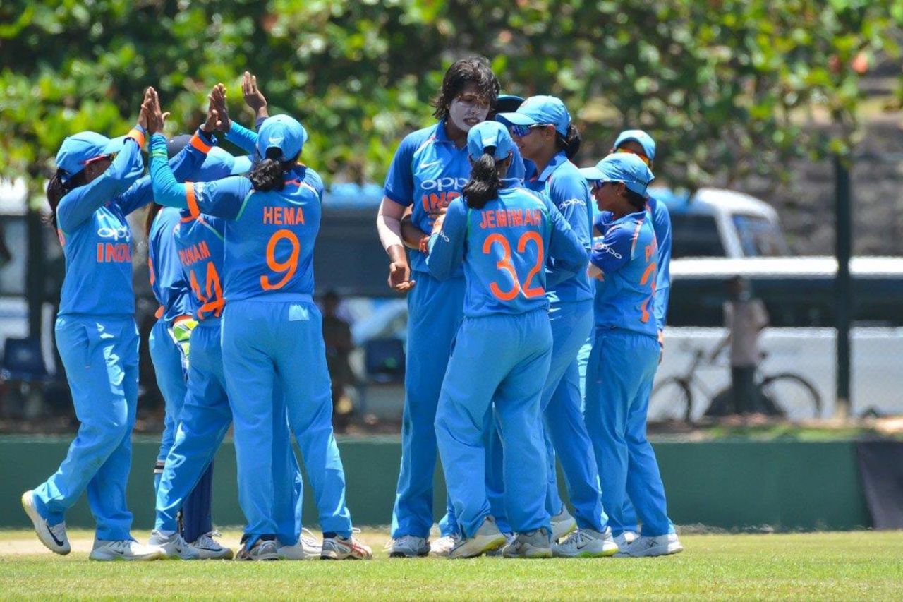 Jhulan Goswami is congratulated by her team-mates, Sri Lanka v India, 1st women's ODI, Galle, September 11, 2018