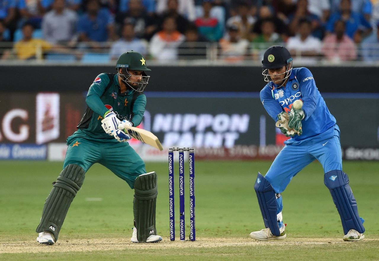 MS Dhoni reacts as Faheem Ashraf plays the cut, India v Pakistan, Asia Cup 2018, Dubai, September 19, 2018