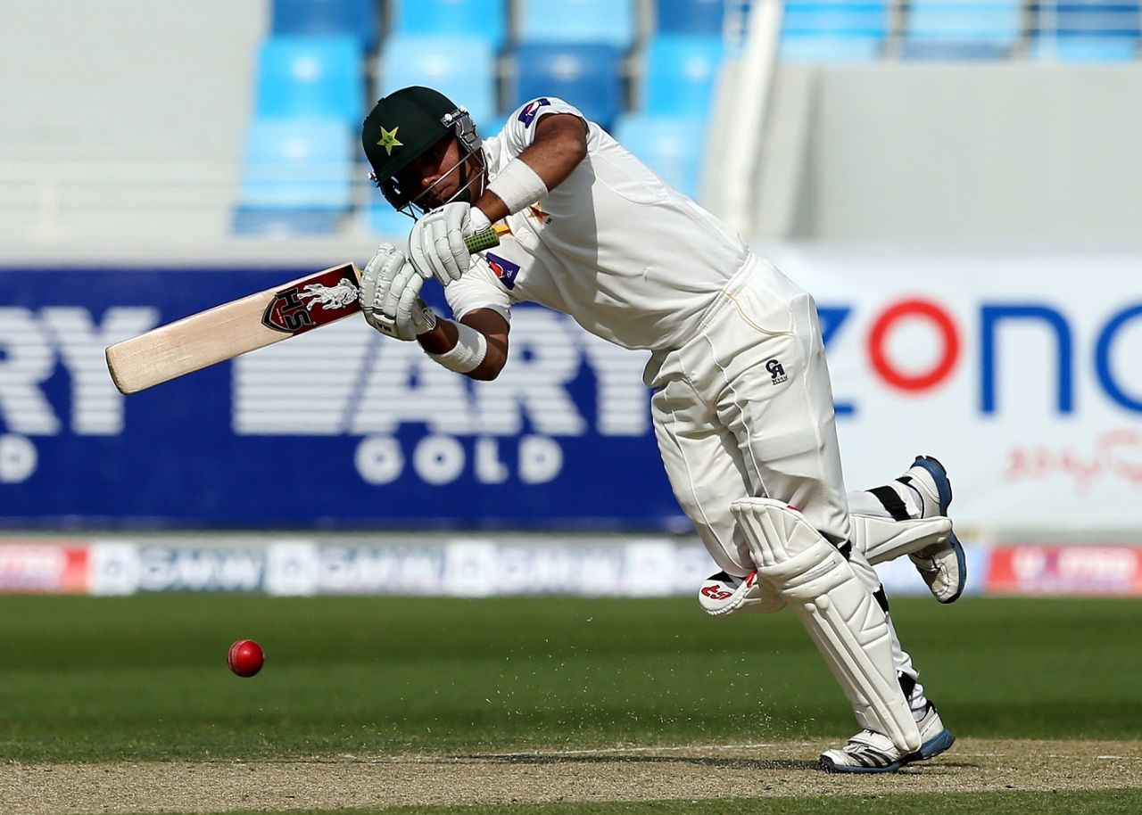 Khurram Manzoor flicks, Pakistan v Sri Lanka, 2nd Test, Dubai, 1st day, January 8, 2014