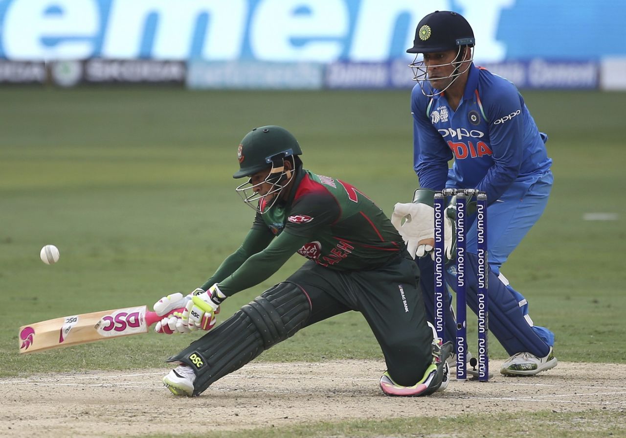 Mushfiqur Rahim fell to an ill-judged reverse sweep, Bangladesh v India, Asia Cup, Dubai, September 21, 2018