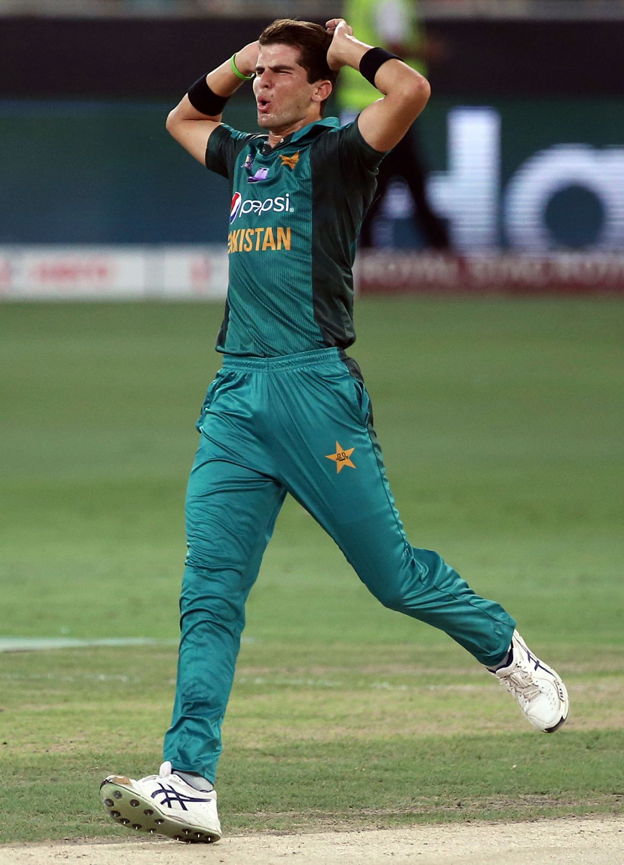 Shaheen Afridi reacts in the field, India v Pakistan, Super Four, Asia Cup 2018, Dubai, September 23, 2018