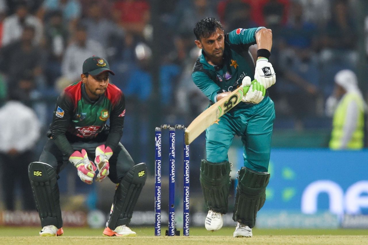 Shoaib Malik plays on the leg side, Bangladesh v Pakistan, Asia Cup 2018, Abu Dhabi, September 26, 2018
