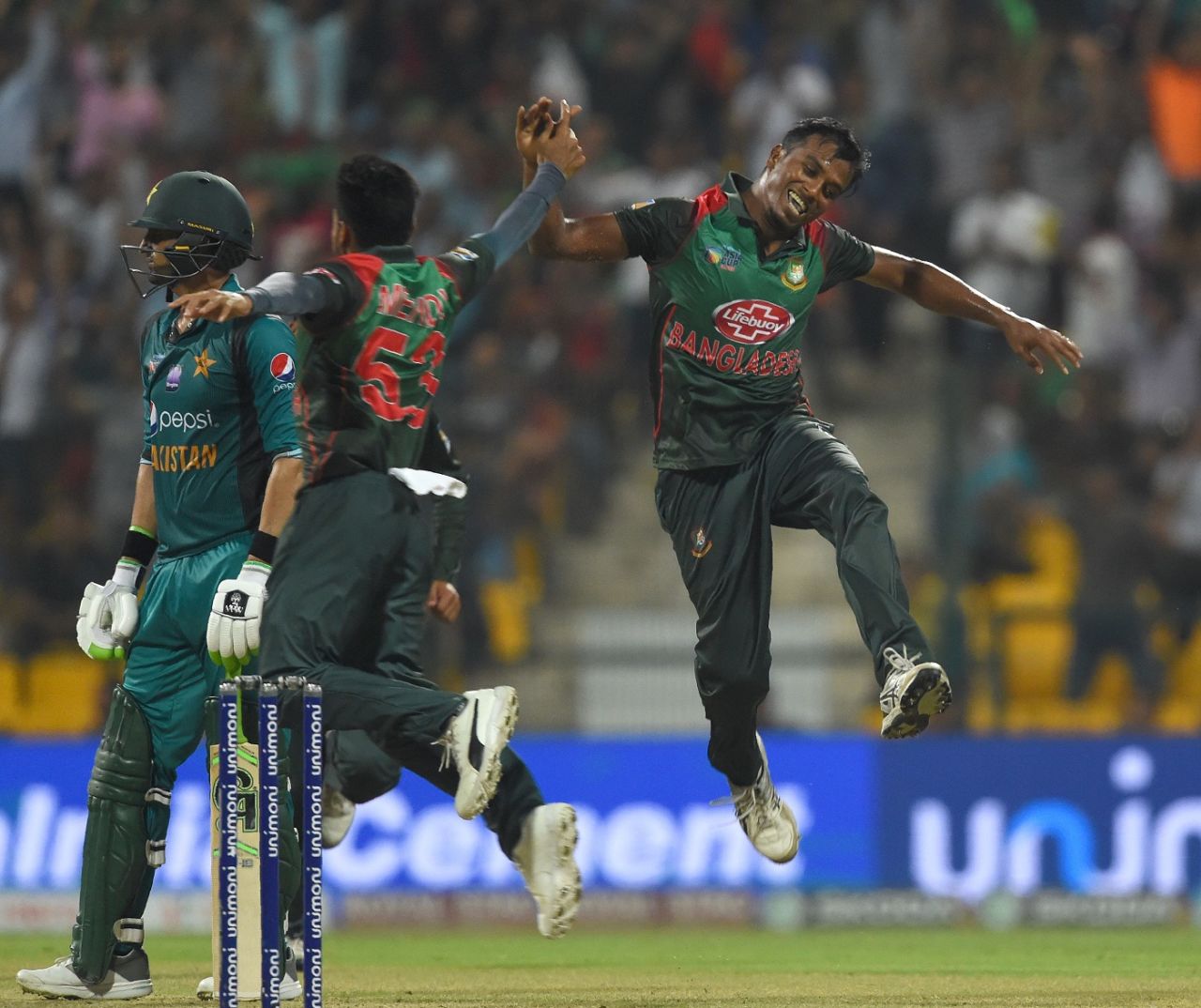 Rubel Hossain rejoices after taking Shoaib Malik's wicket, Bangladesh v Pakistan, Asia Cup 2018, Abu Dhabi, September 26, 2018