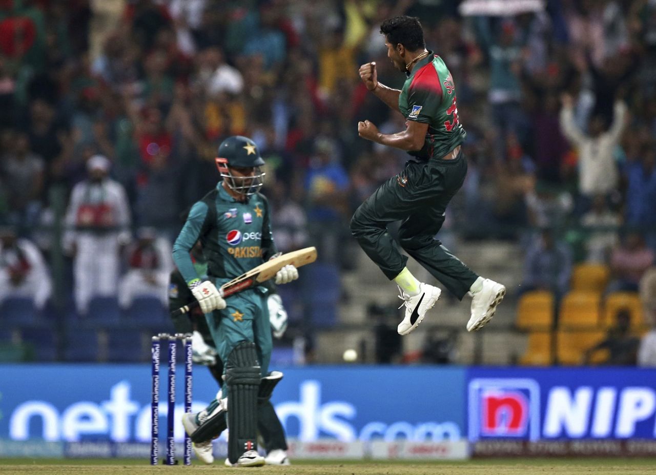 Soumya Sarkar leaps in the air to celebrate the dismissal of Shadab Khan, Bangladesh v Pakistan, Asia Cup 2018, Abu Dhabi, September 26, 2018