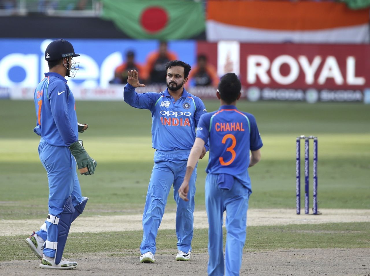Kedar Jadhav celebrates a wicket, Bangladesh v India, Asia Cup final, Dubai, September 28, 2018