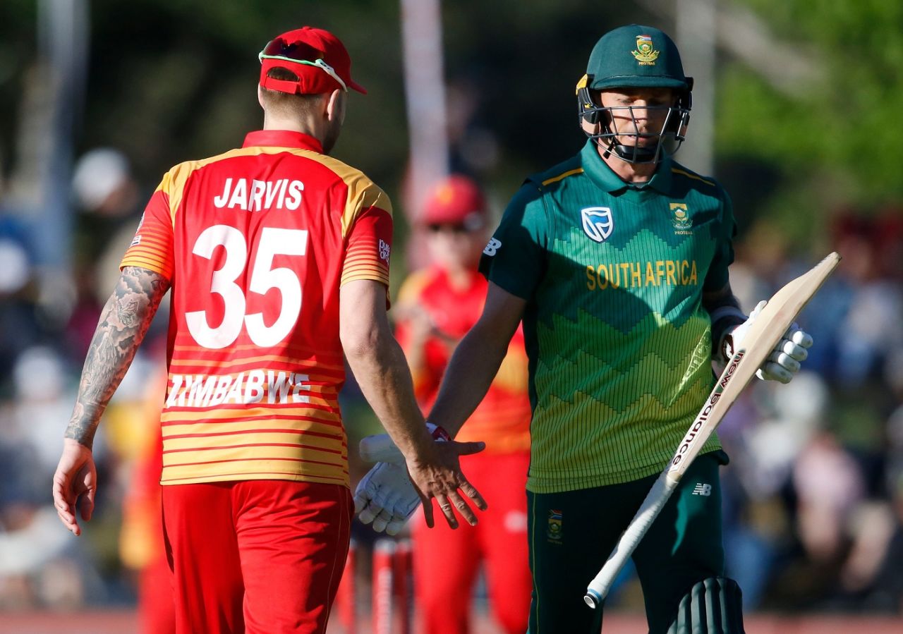 Kyle Jarvis shakes Dale Steyn's hand after his innings of 60, South Africa v Zimbabwe, 2nd ODI, Bloemfontein, October 3, 2018