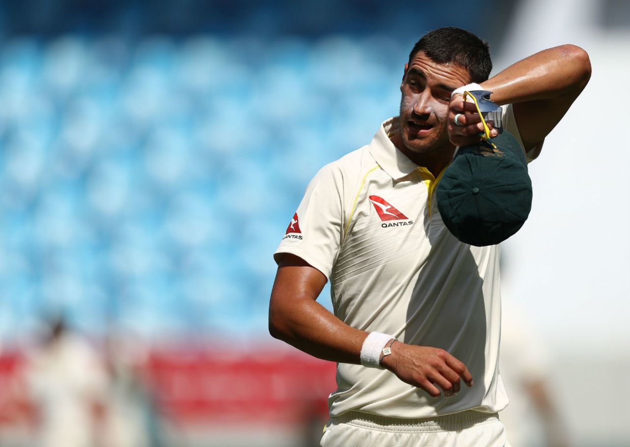 Mitchell Starc wipes sweat off his forehead after his first spell, Pakistan v Australia, 1st Test, Dubai, 1st day, October 7, 2018