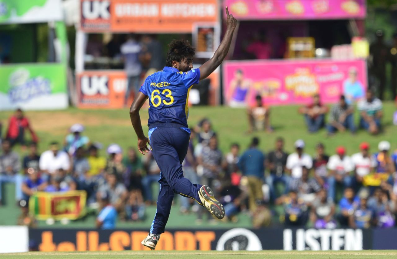 Nuwan Pradeep successfully appeals for a wicket, Sri Lanka v England, 1st ODI, Dambulla, October 10, 2018