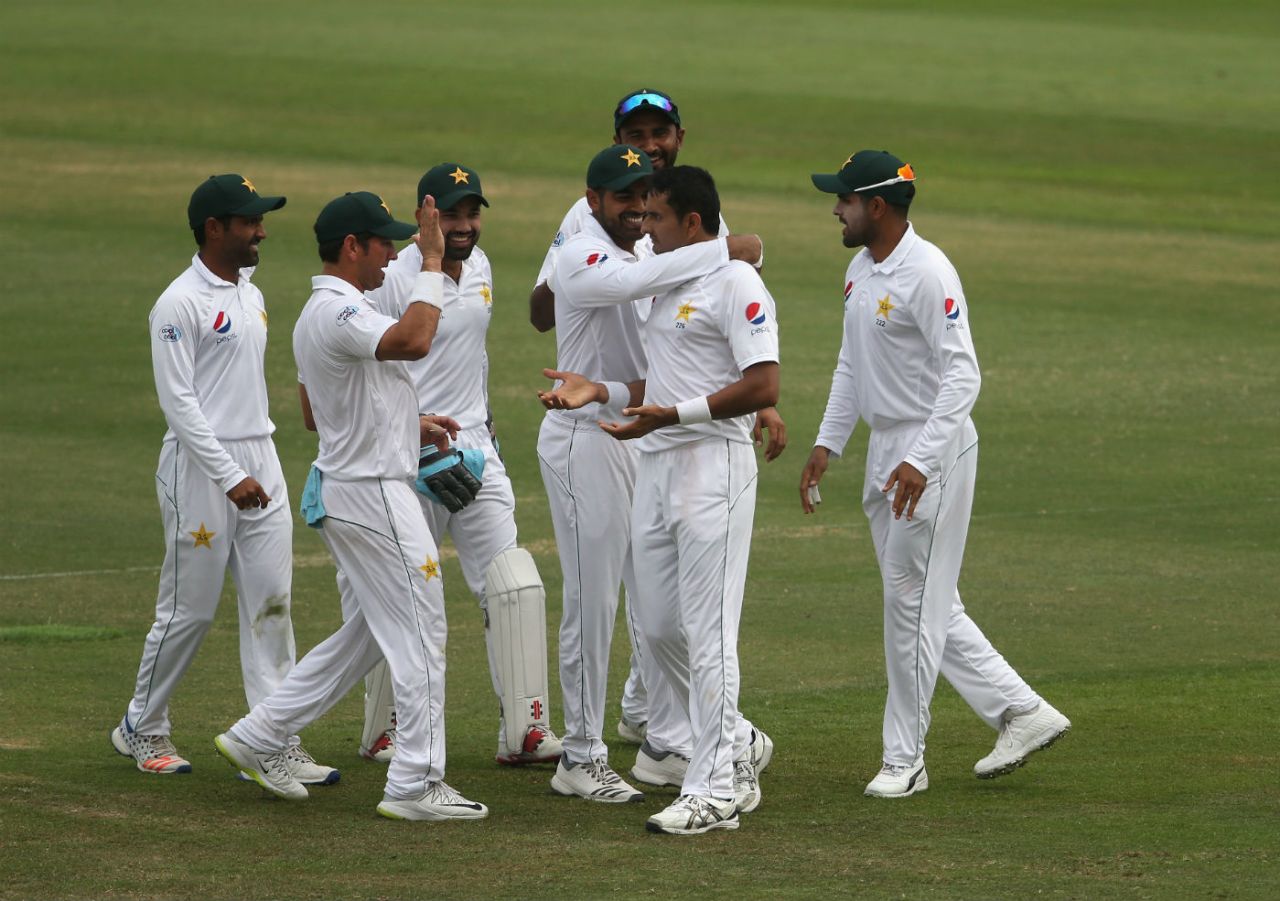 Mohammad Abbas ripped out Australia's top order, Pakistan v Australia, 2nd Test, Abu Dhabi, 4th day, October 19, 2018