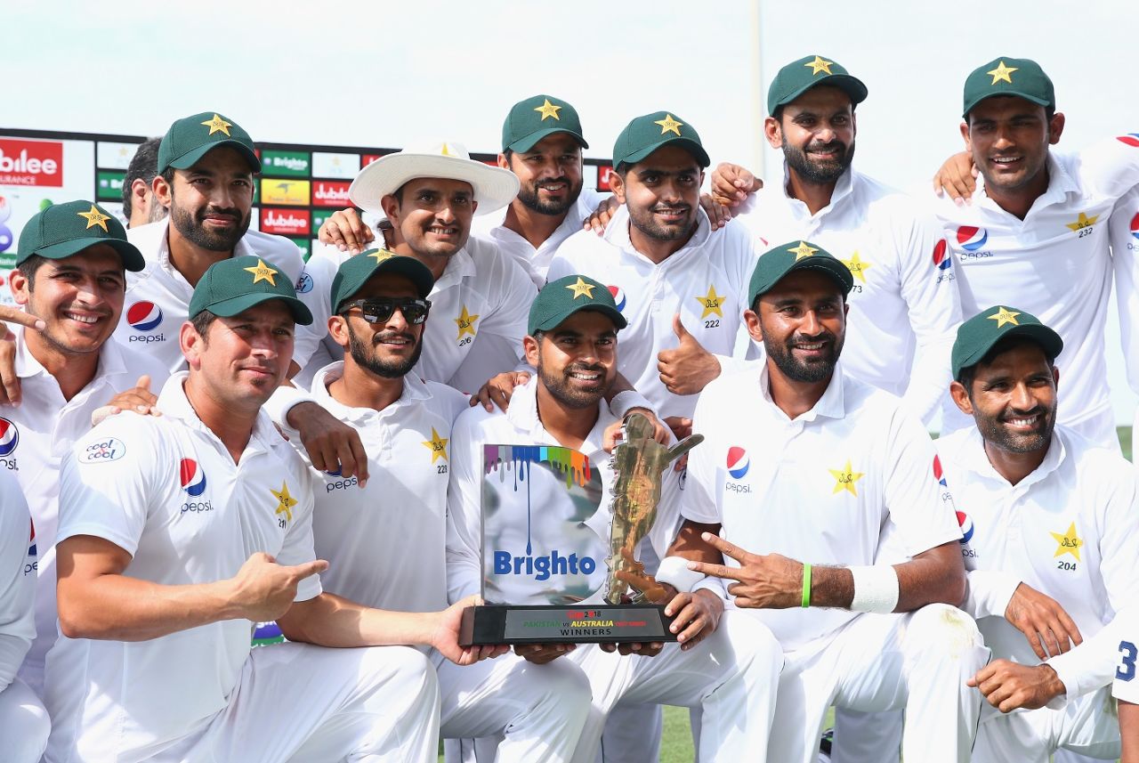 Pakistan players celebrate a 1-0 series win over Australia, Pakistan v Australia, 2nd Test, Abu Dhabi, 4th day, October 29, 2018