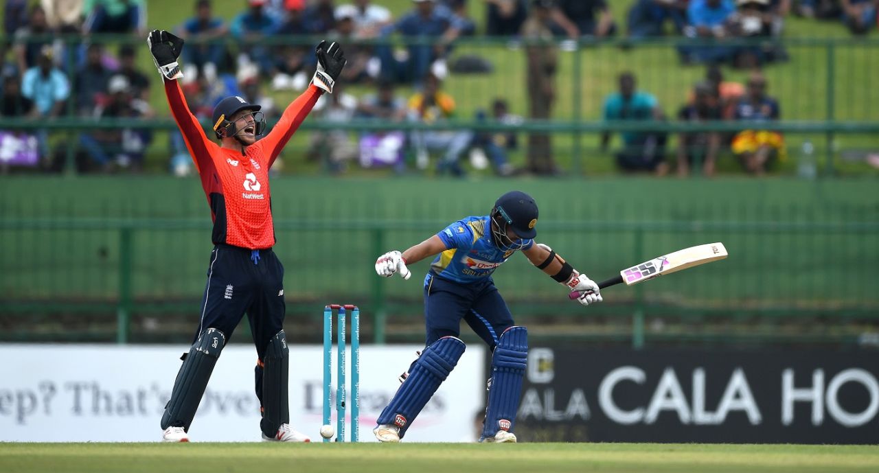 Jos Buttler belts out an appeal after Kusal Mendis is pinned in front, Sri Lanka v England, 4th ODI, Pallekele, October 20, 2018