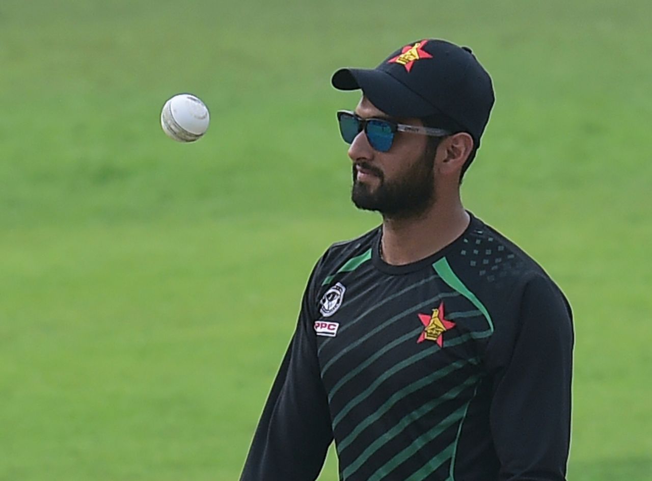 Zimbabwe batsman Sikandar Raza at a practice session on the eve of the first ODI against Bangladesh, Mirpur, October 20, 2018