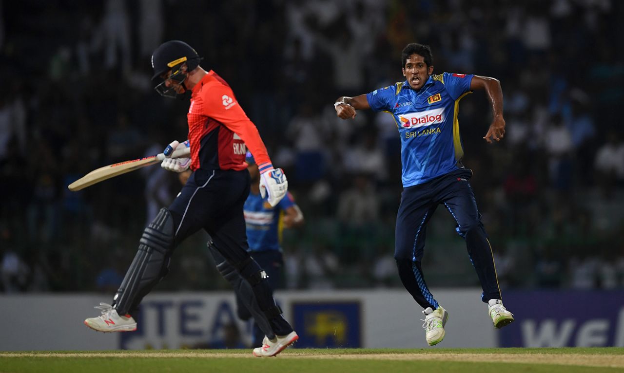 Kasun Rajitha bowled Jason Roy early in England's chase, Sri Lanka v England, 5th ODI, October 23, 2018