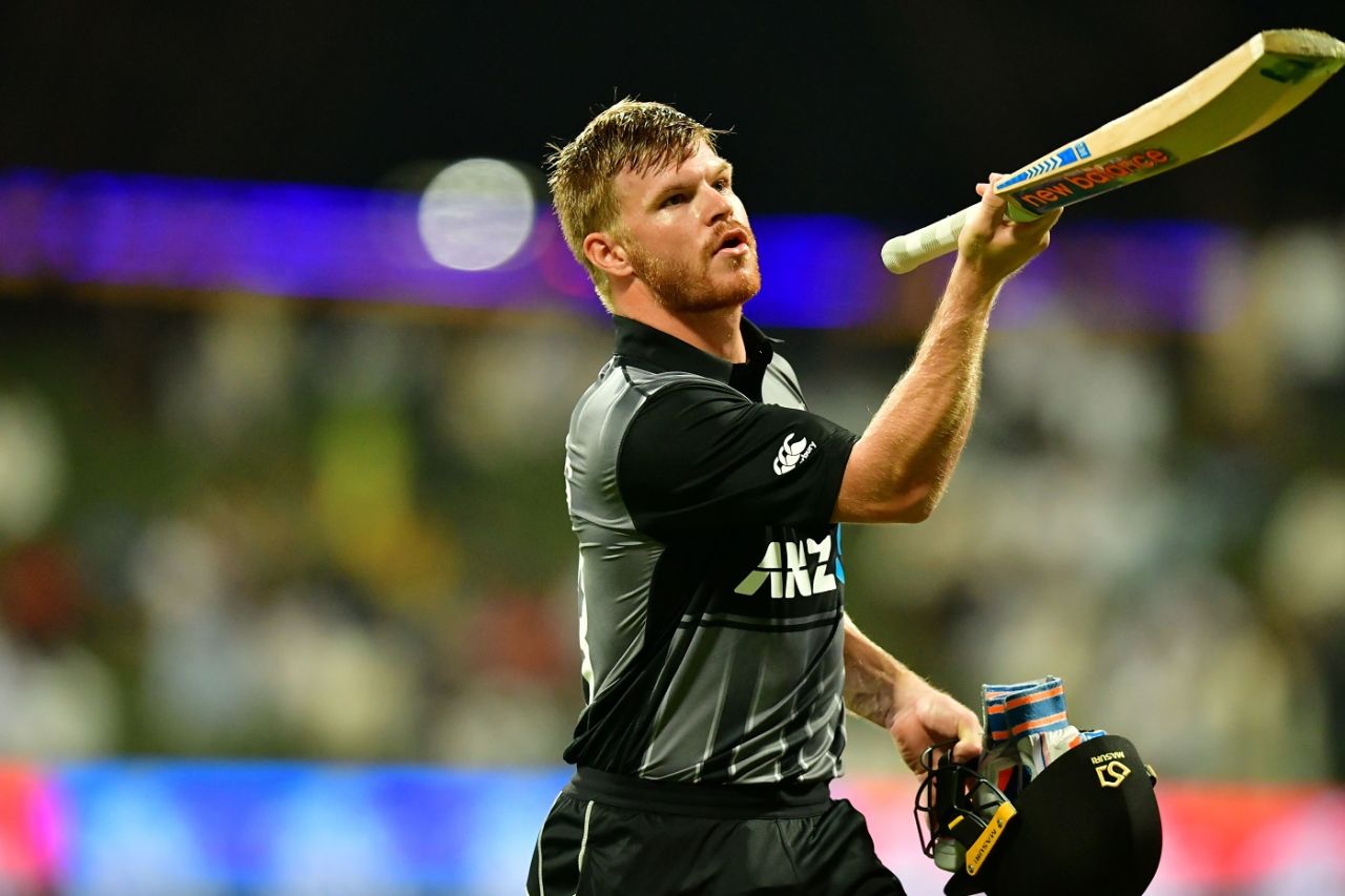 Glenn Phillips rues his dismissal, Pakistan v New Zealand, 1st T20I, Abu Dhabi, October 31, 2018