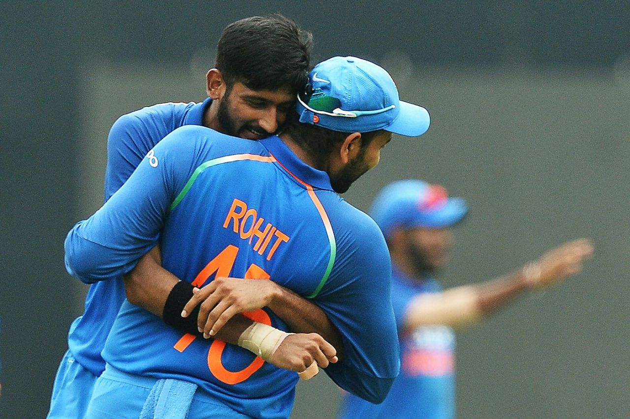 Khaleel Ahmed hugs Rohit Sharma, India v West Indies, 5th ODI, Thiruvananthapuram, November 1, 2018