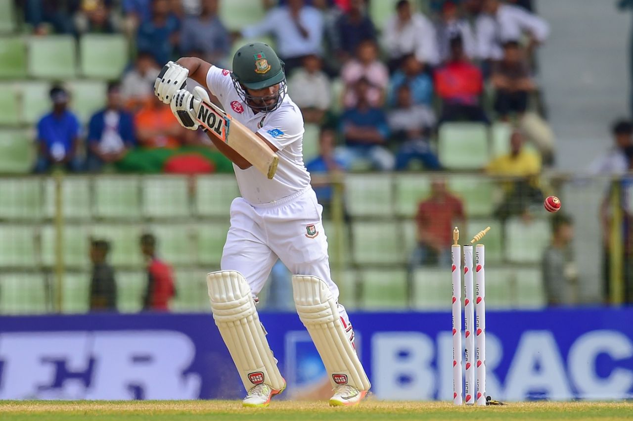 Imrul Kayes was bowled off an inside edge, Bangladesh v Zimbabwe, 1st Test, Sylhet, 2nd day, November 4, 2018