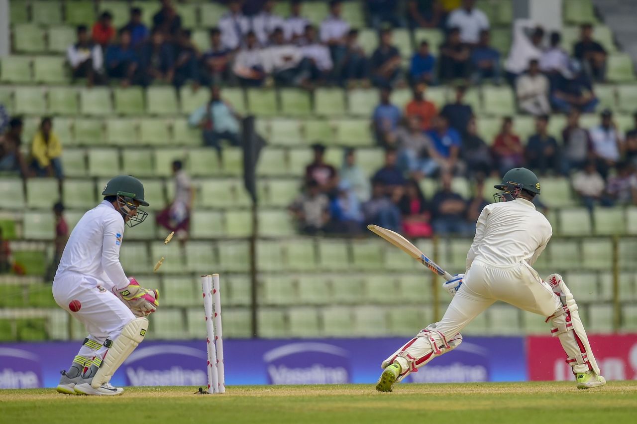 Sean Williams is clean bowled, Bangladesh v Zimbabwe, 1st Test, Sylhet, 3rd day, November 5, 2018