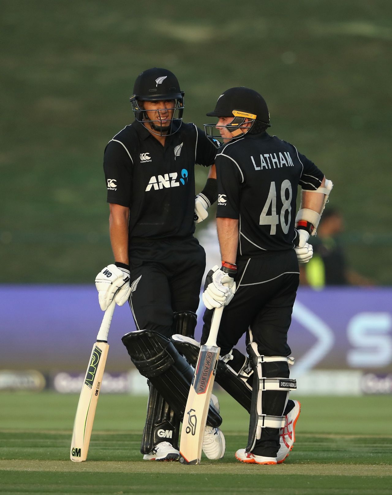 Ross Taylor and Tom Latham led New Zealand's progress, Pakistan v New Zealand, 1st ODI, Abu Dhabi, November 7, 2018