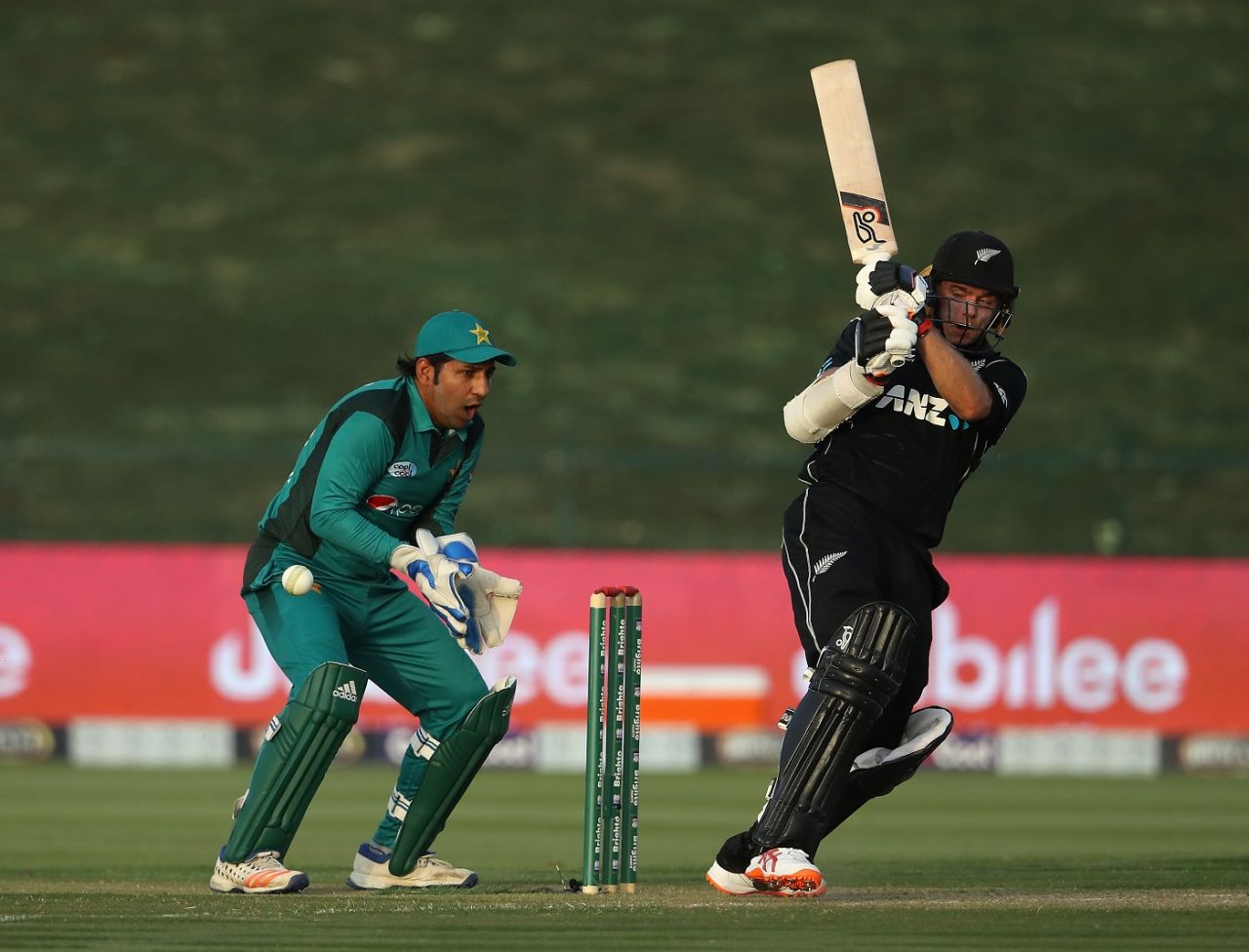 Tom Latham flicks off the back foot, Pakistan v New Zealand, 1st ODI, Abu Dhabi, November 7, 2018