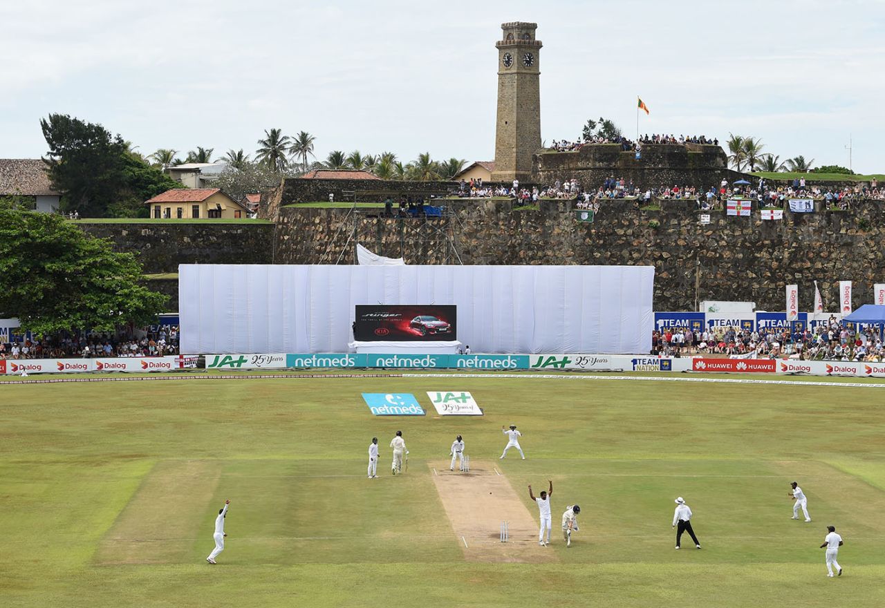 An attempted sharp single brought about Rory Burns' downfall, Sri Lanka v England, 1st Test, 3rd day, Galle, November 8, 2018
