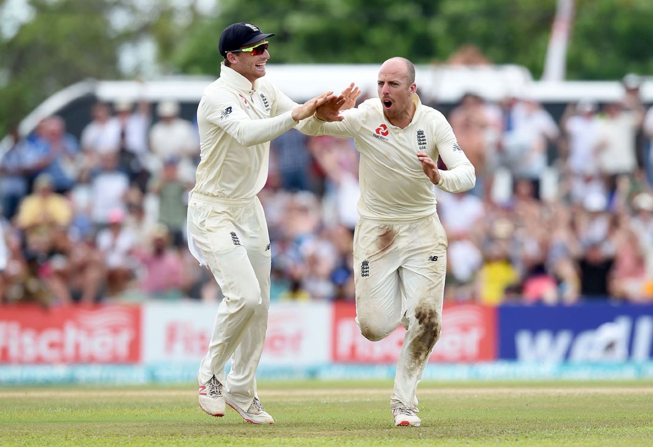 Jack Leach made two big breakthroughs in the afternoon, Sri Lanka v England, 1st Test, 4th day, Galle, November 9, 2018