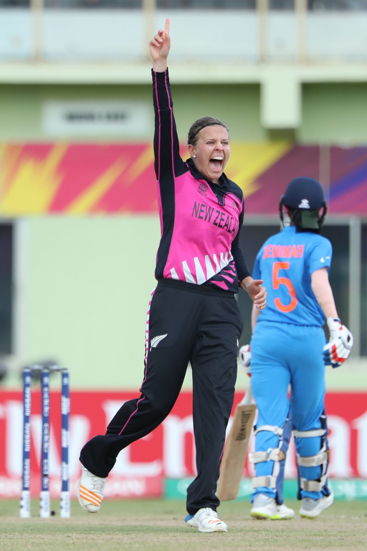 Lea Tahuhu appeals, India v New Zealand, Women's World T20, Guyana, November 9, 2018