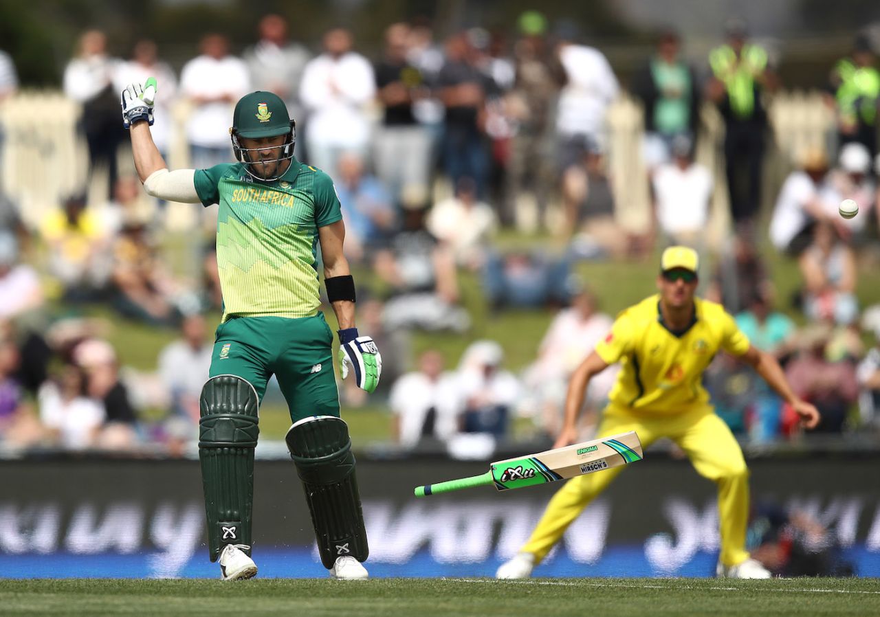 Faf du Plessis was surprised by a Mitchell Starc delivery that rose on him, Australia v South Africa, 3rd ODI, Hobart, November 11, 2018