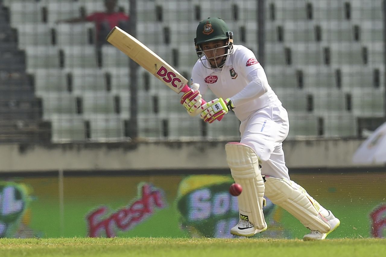 Mushfiqur Rahim plays through the leg side, Bangladesh v Zimbabwe, 2nd Test, Dhaka, 1st day, November 11, 2018