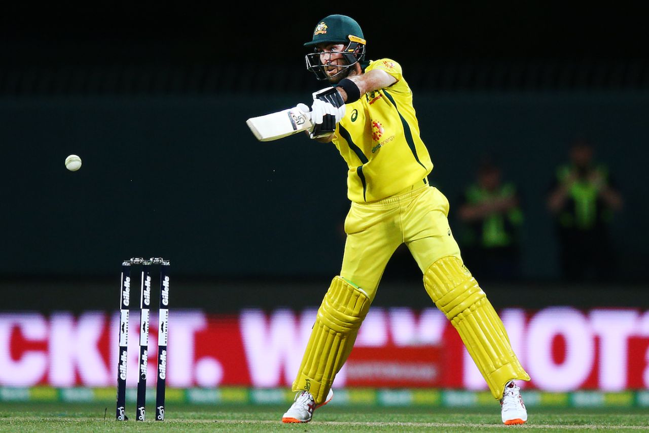 Glenn Maxwell cuts the ball on the off side, Australia v South Africa, 3rd ODI, Hobart, November 11, 2018