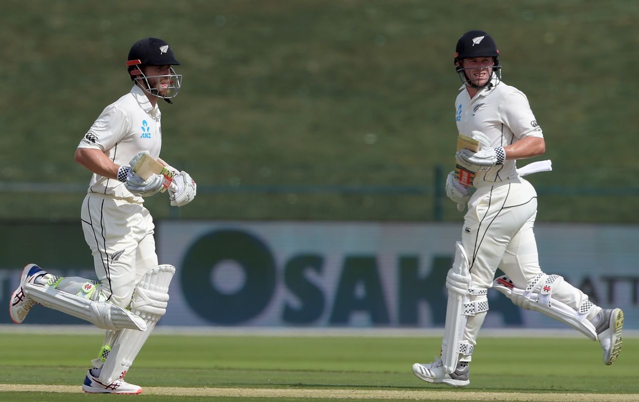 Kane Williamson and Henry Nicholls kept New Zealand ticking, Pakistan v New Zealand, 1st Test, Abu Dhabi, 1st day