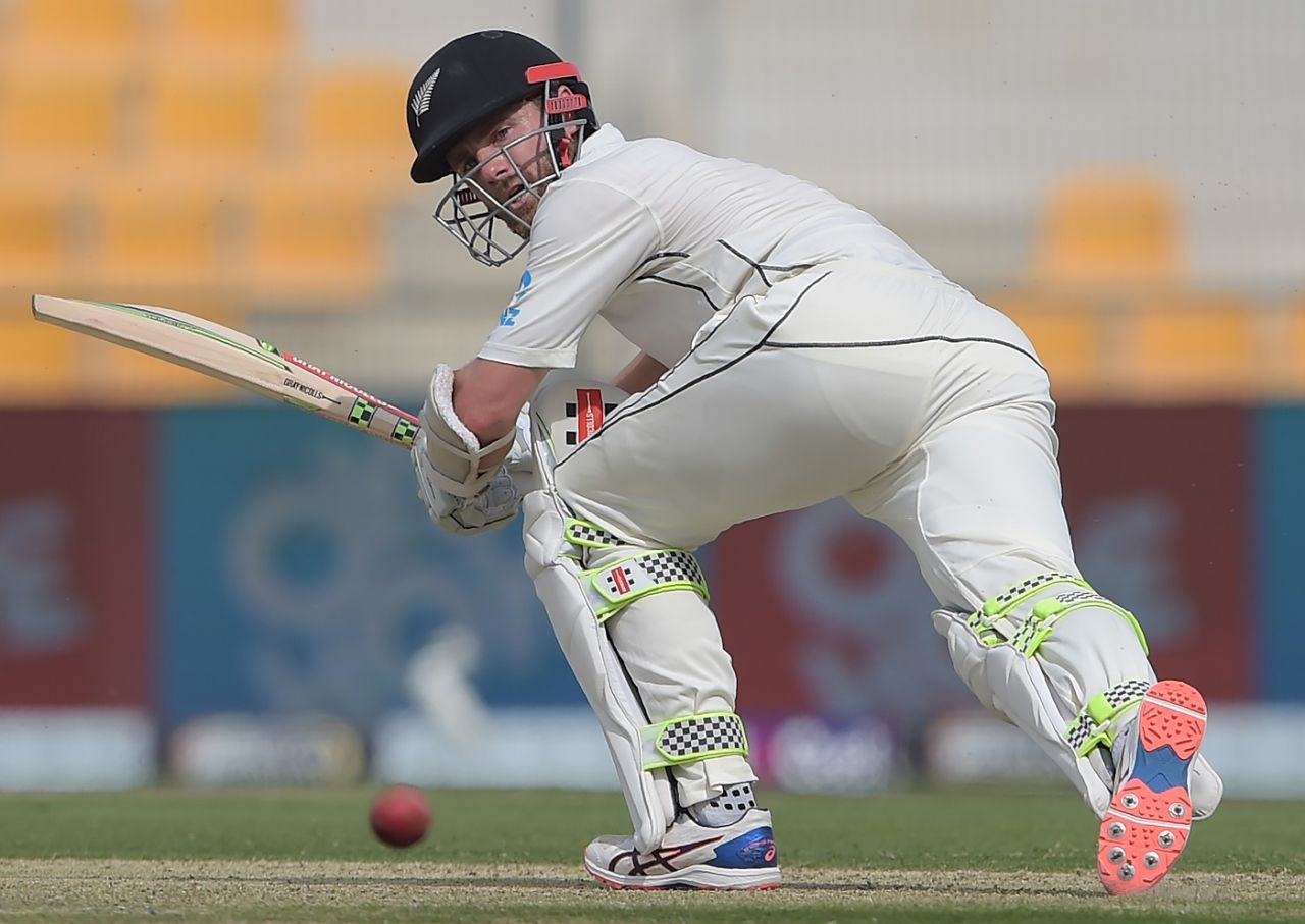 Kane Williamson tucks one away, Pakistan v New Zealand, 1st Test, Abu Dhabi, 1st day