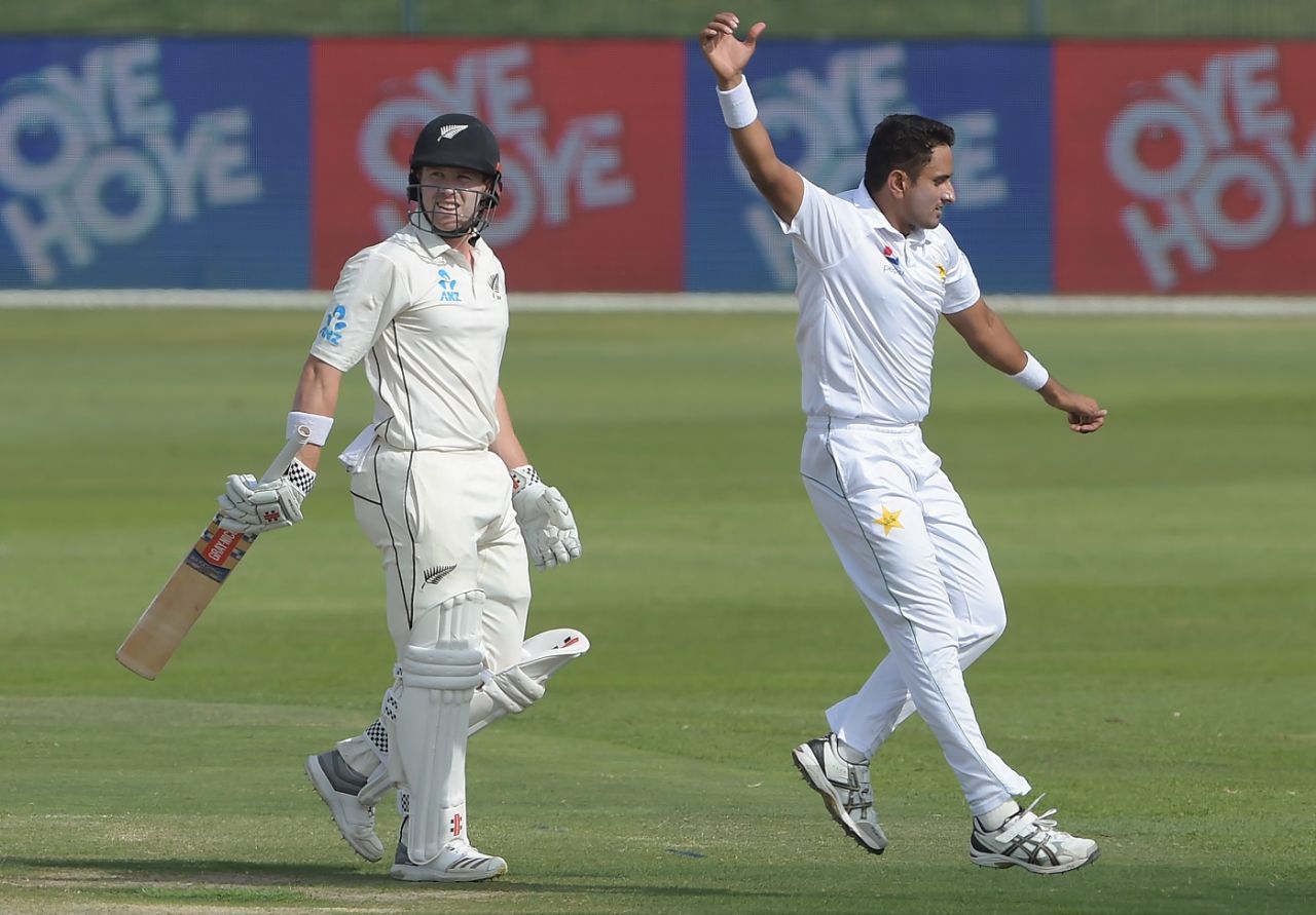 Mohammad Abbas had Henry Nicholls nicking off, Pakistan v New Zealand, 1st Test, Abu Dhabi, 1st day
