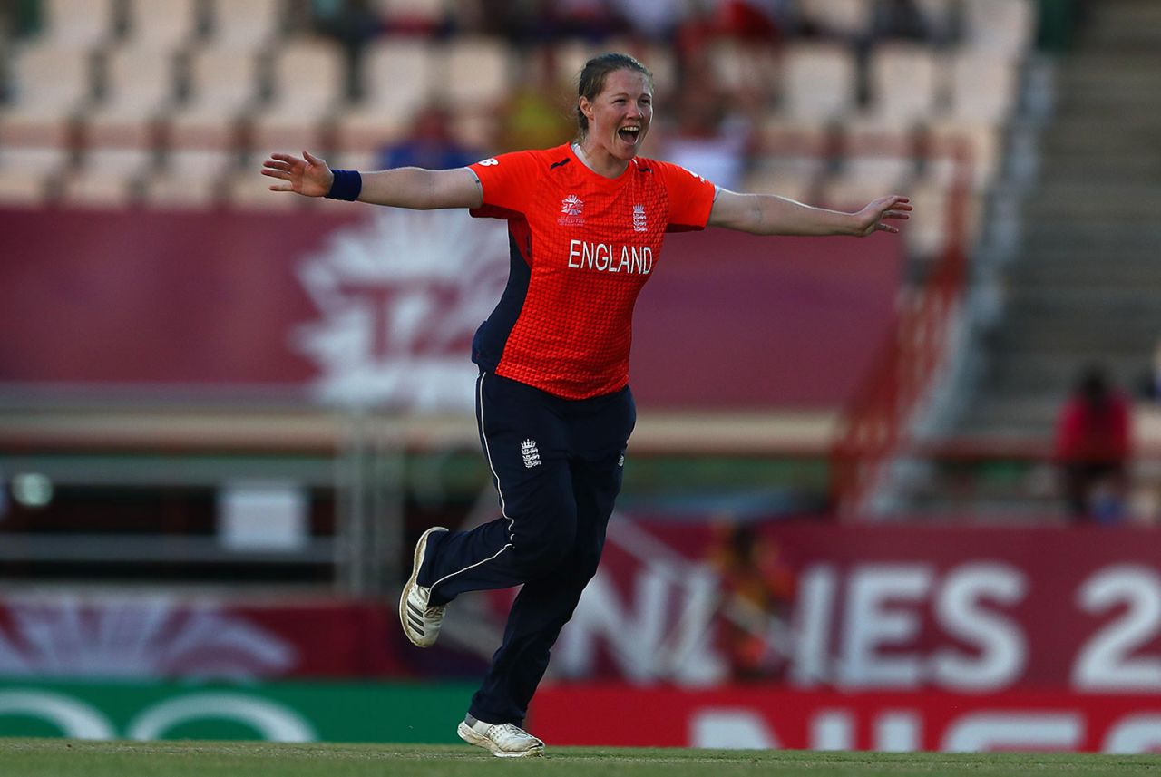 Anya Shrubsole bagged a hat-trick against South Africa, England v South Africa, Women's World T20, Group A, St Lucia, November 16, 2018